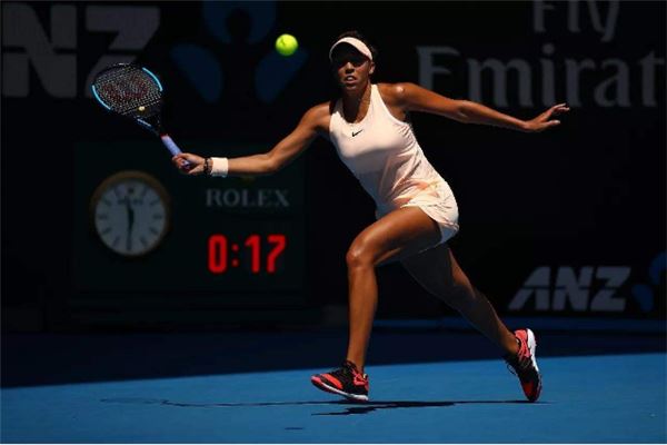 本泽马完成 本泽马完成