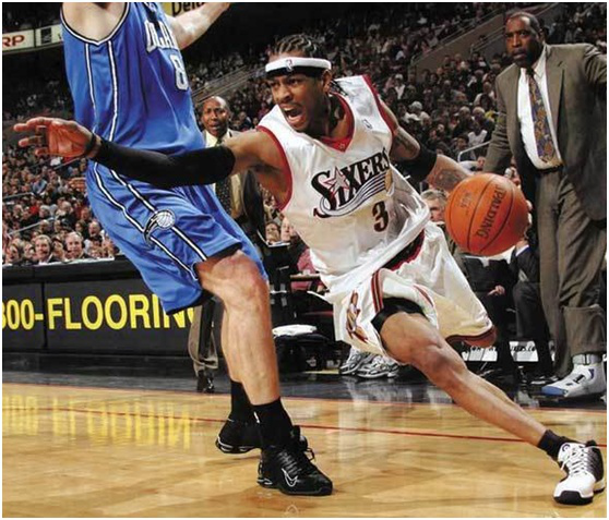 它像一面镜 它像一面镜